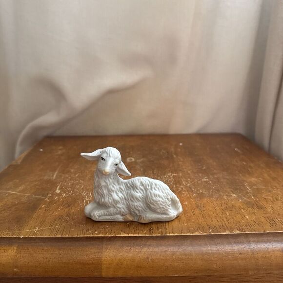 Kirkland Nativity 75177 Replacement Lamb Sheep Christmas Figure Animal - Picture 9 of 10